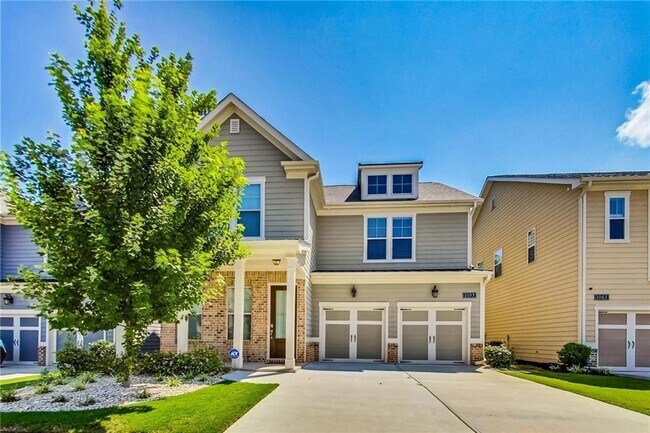 1055 Penny Ln  