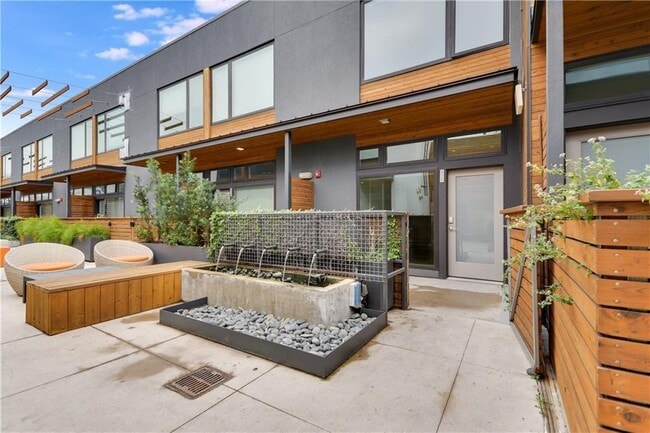 Photo - 2002 E 7th St Unit 212