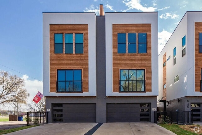 Building Photo - Room in Duplex on Avenue L Rental