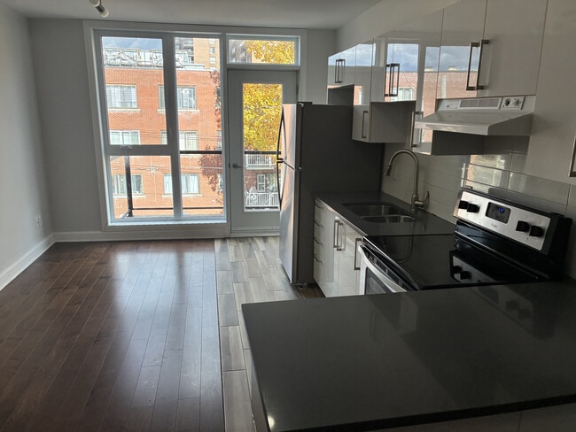 Photo - 7070 Chem. de la Côte St Luc