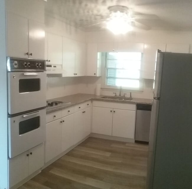 Photo - 304 Maddox Rd