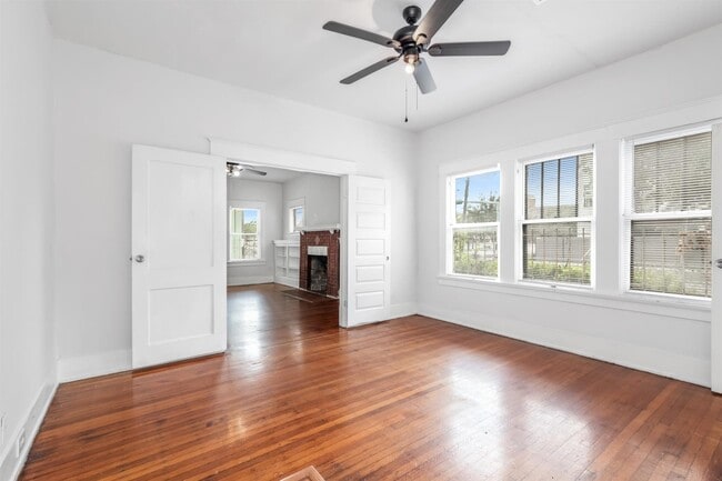 Photo - 1601 Holman St