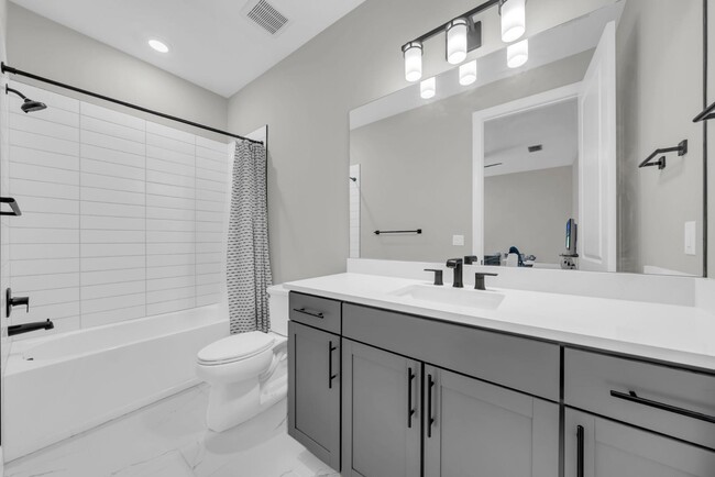 Photo - 42560 Atlas Dr