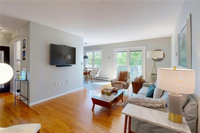 Photo - 43 Bullocks Point Ave