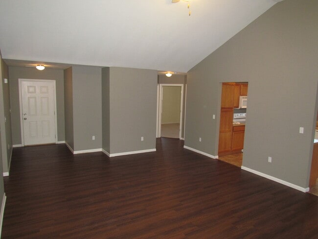 Photo - 15908 Tracker Ln