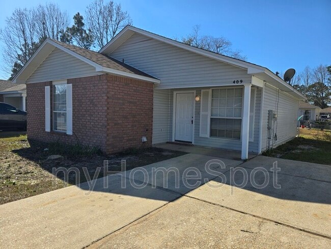 Photo - 409 Shadow Way Ln