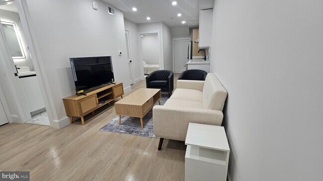 Photo - 3923 14th St NW Unit 1