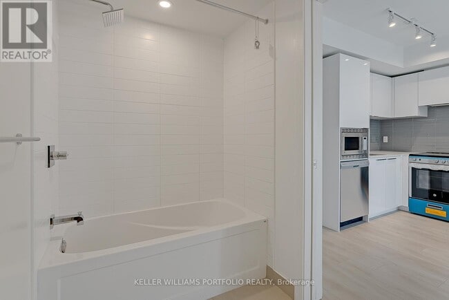 Photo - 501 Yonge St Unité 3009