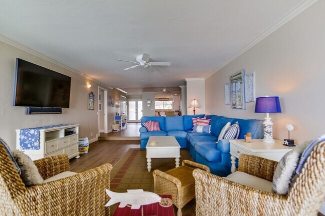 Photo - 233 S Helix Ave Unidad ID1255609P