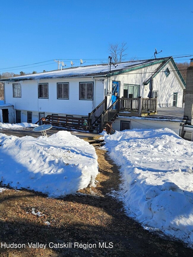 Photo - 798 Lattintown Rd