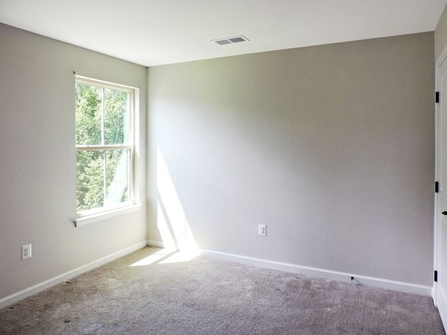 Photo - 9166 Beechdale Ct