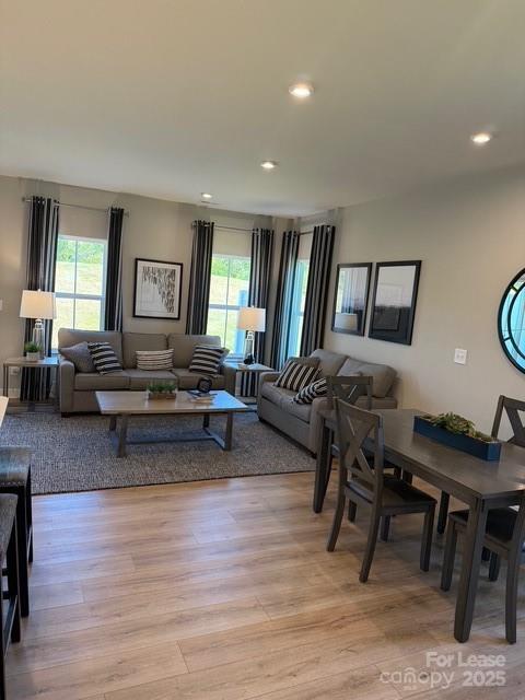 Photo - 9529 Teamwork St NW