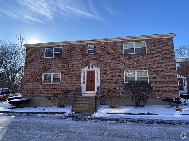 Building Photo - 37 Beulah St Unit 1 Rental