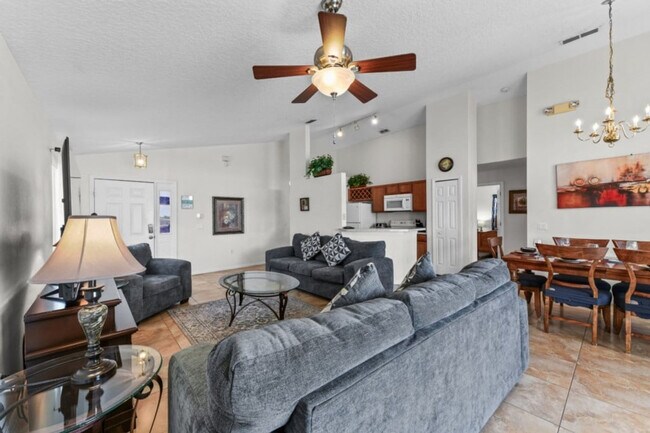 Photo - 447 High Point Dr Unit ID1285826P