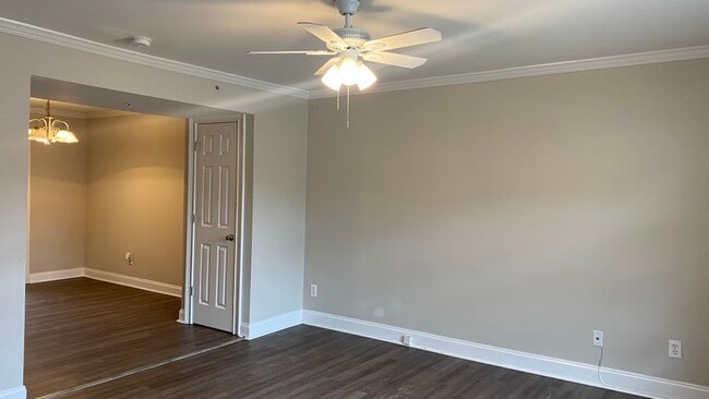 Photo - 22 Villa Ct SE