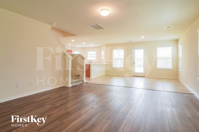 Photo - 16603 Live Oak Canyon Dr