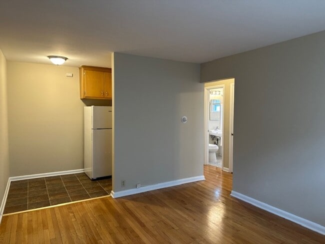 Photo - Cozy 1BR in Riverwest $895 – Heat Included | Hardwood Floors | Storage + Laundry