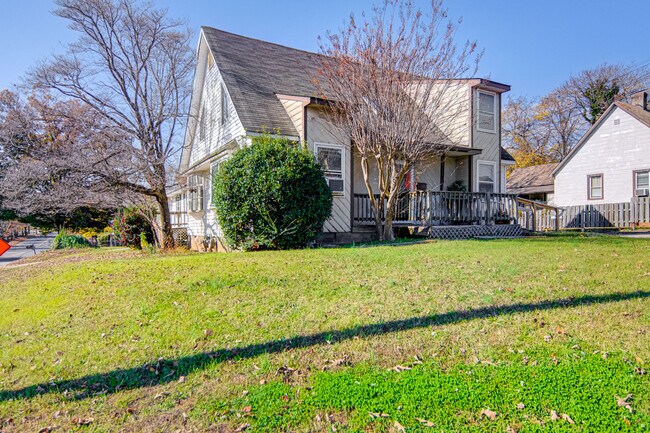 Photo - 924 Merritt Dr