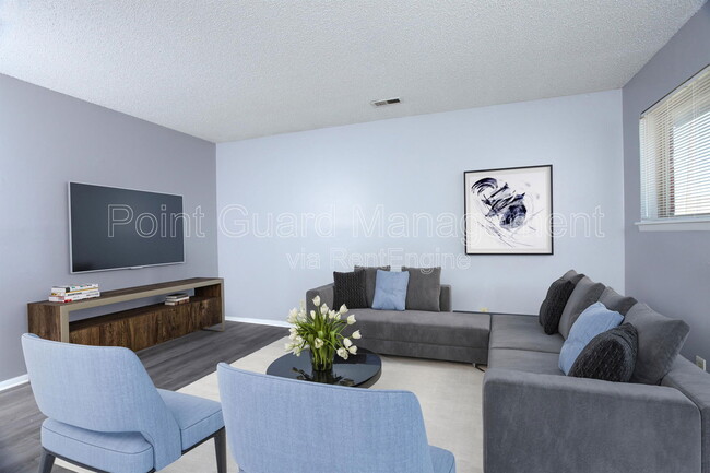 Photo - 515 N Dunsworth Ave Apartment Unit 515c