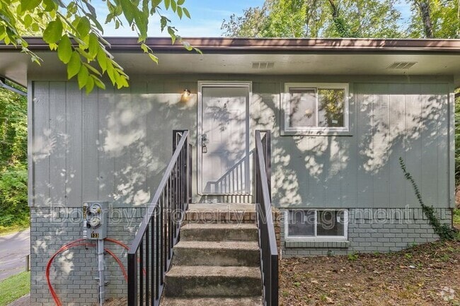 Building Photo - 133 W Ridgewood Ave Rental