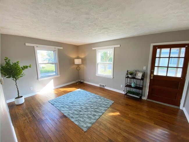 Photo - 1122 Franklin St