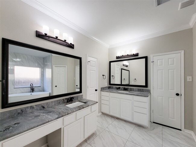 Photo - 20711 Mansfield Bay Ln
