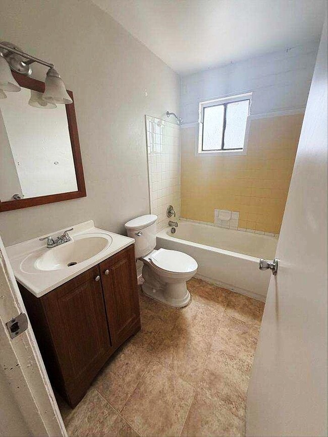 528 W 42nd St Unit Duplex for rent