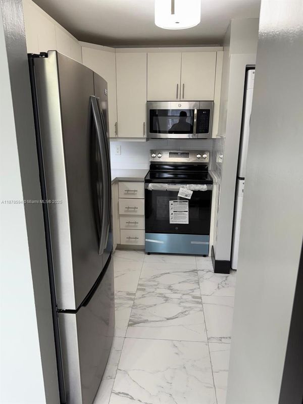 Photo - 6921 SW 129th Ave