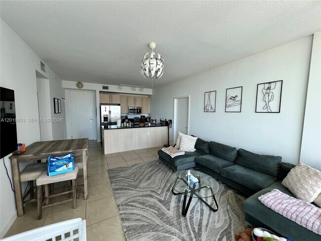 Photo - 79 SW 12th St Unit 2903-S