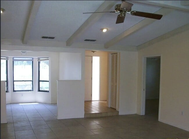 Photo - 3/2 Home in the Meadows- Beautiful Central...