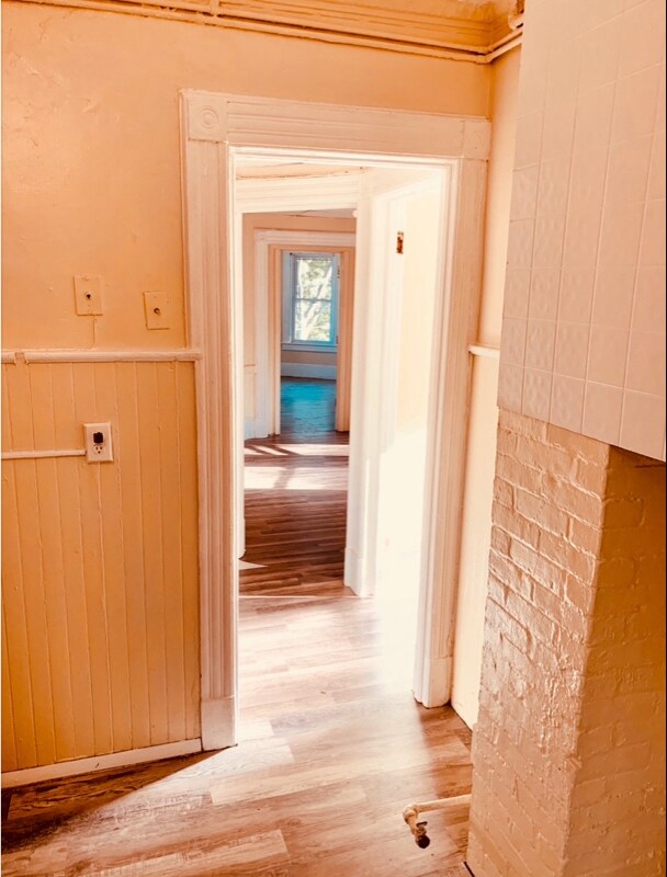 Photo - 144 Lawrence St