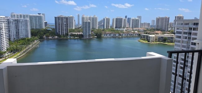 Photo - 2750 NE 183rd St Unit 2010