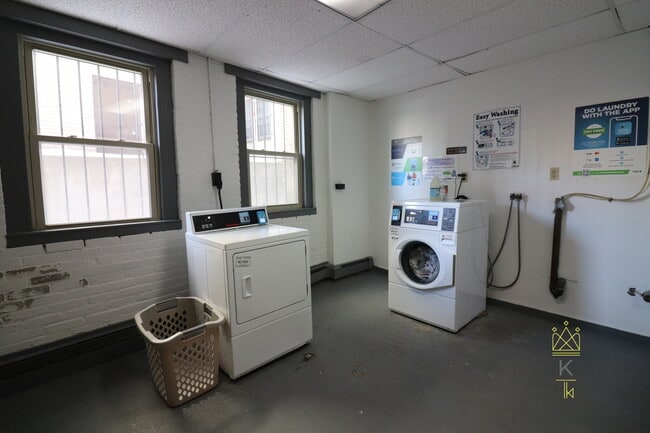 Photo - 1665 Commonwealth Ave Unidad 5