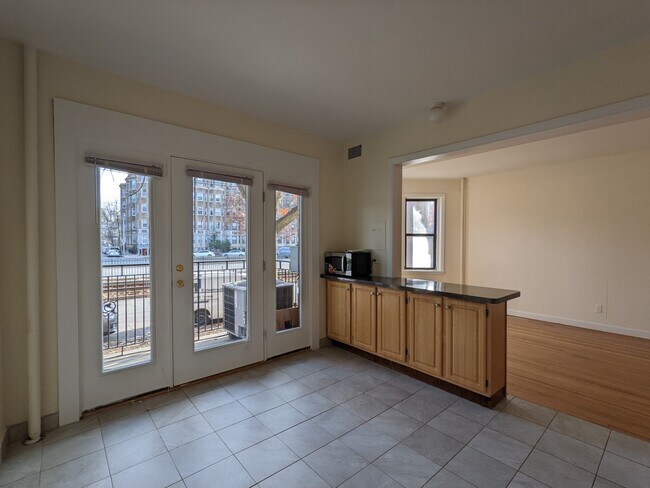 Photo - 1137 Commonwealth Ave Unit 1
