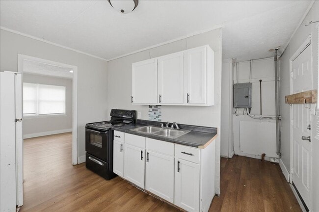 Photo - 3105 Adams St