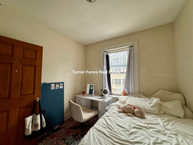 Photo - 71 Pontiac St Unit 2