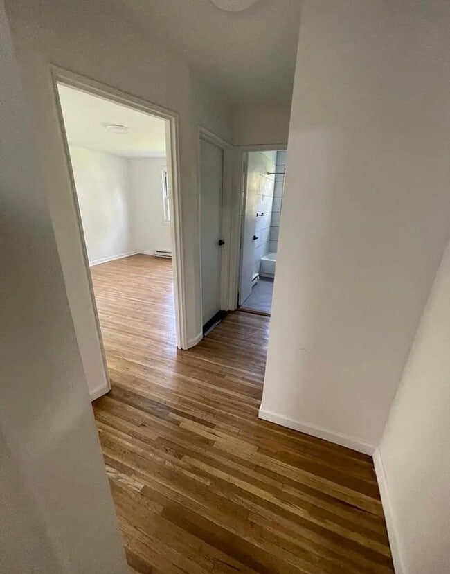 30 Archer Ave Unit 1C