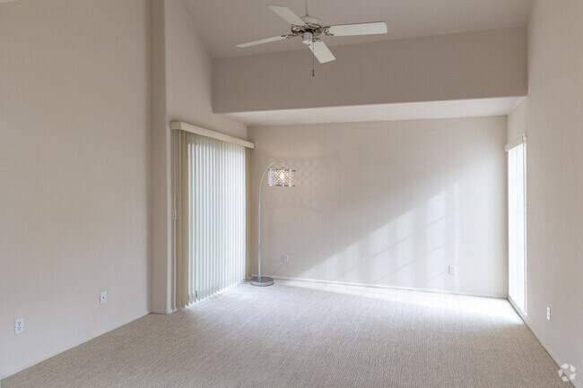 2BD, 2BA - 1500SF