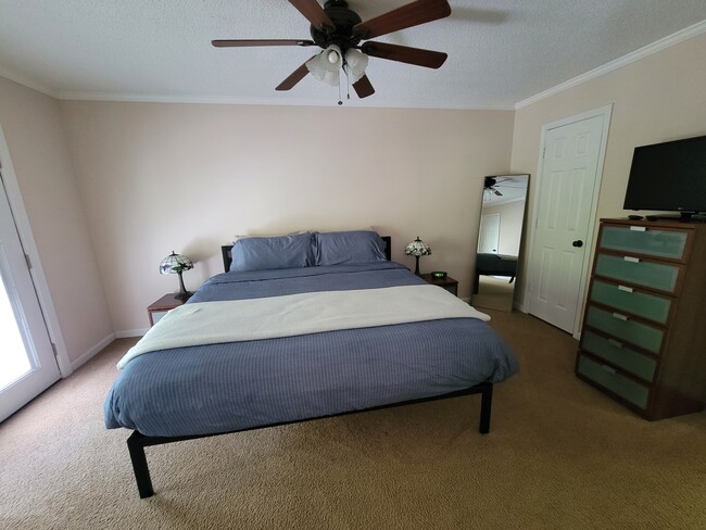 Photo - 249 Newport Dr