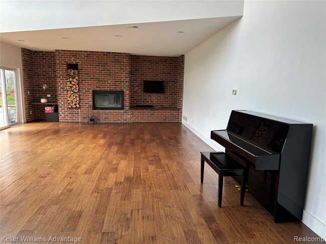 Photo - 4066 Fieldview Ave