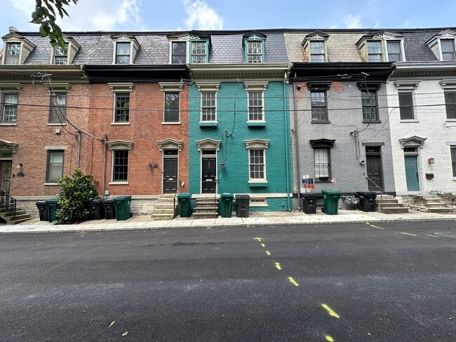 Photo - 1851 Walker St Unit 1