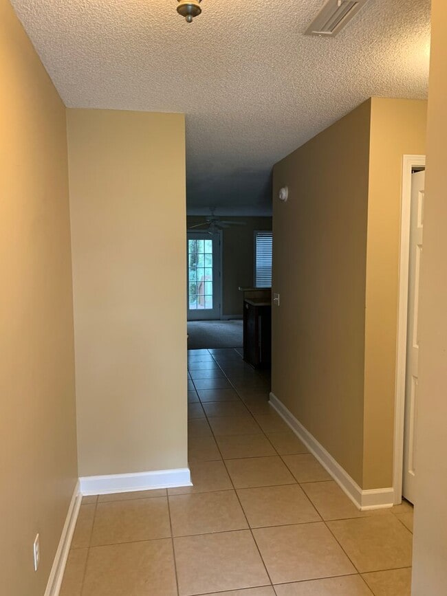 Photo - 475 Sandy Oak Dr