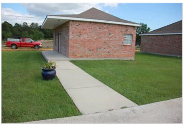 Photo - 42493 Barry Ct