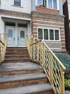Building Photo - 417 Gregory Ave Unit 2