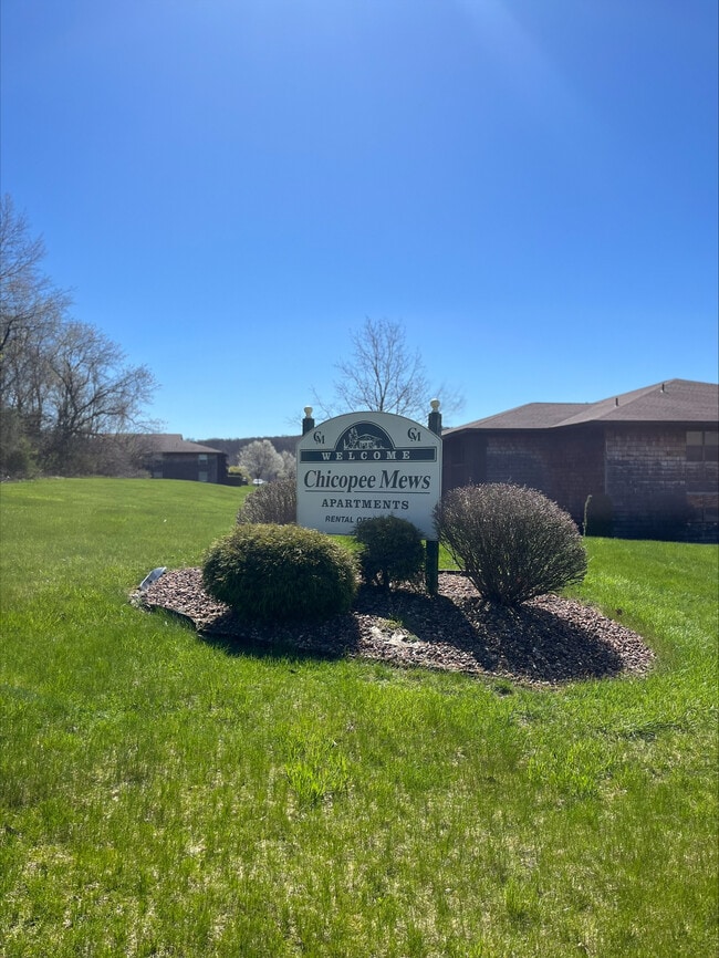 Springtime 2 - Chicopee Mews Rental