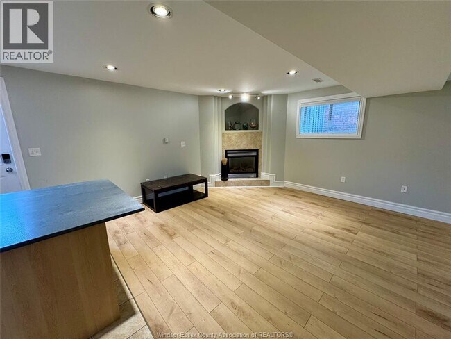 Photo - 4642 Brunswick Ave