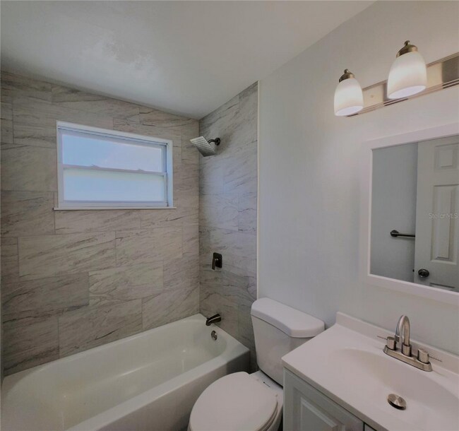 Photo - 8562 94th Ave