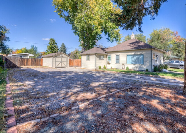 Photo - 4319 S Logan St