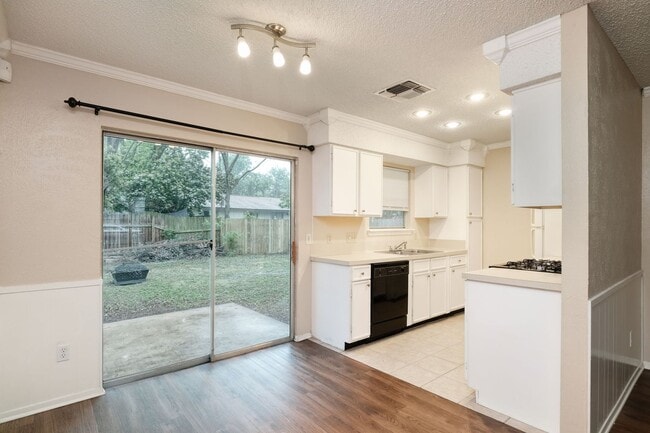 Photo - Awesome 3 Bedroom house in Anderson Mill with 2 Car Garage!