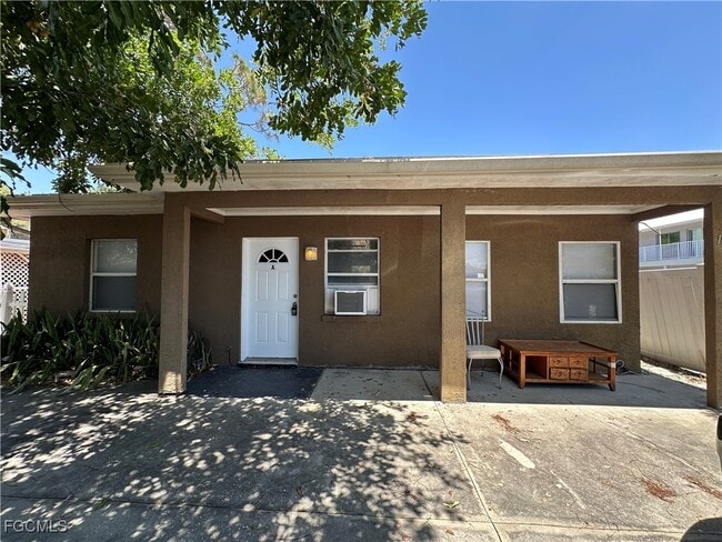 Building Photo - 1935 Ricardo Ave